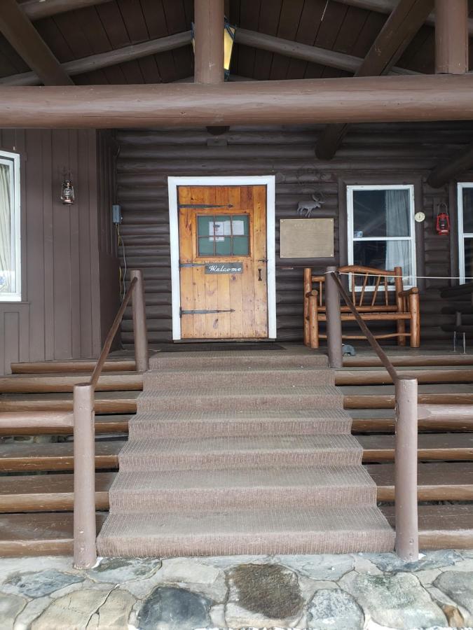 Unity Sky Lodge Jackman Exterior photo